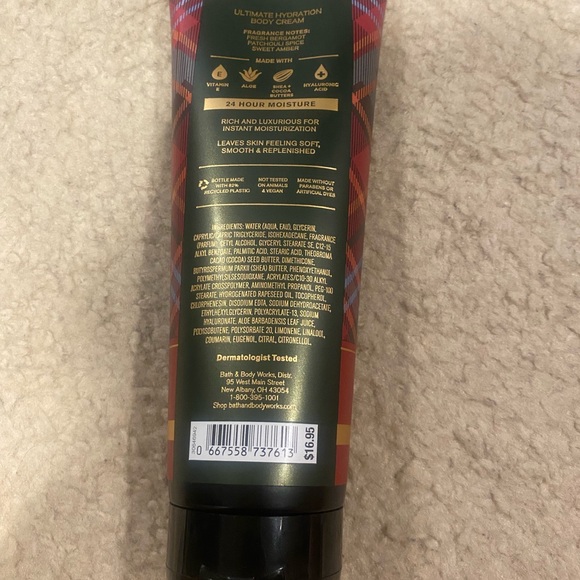 Bath & Body Works Classic Flannel Body Cream - Red and Blue - Picture 2 of 2